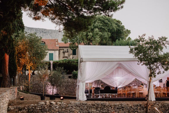 Najam šatora za vjenčanja- Salona event&wedding