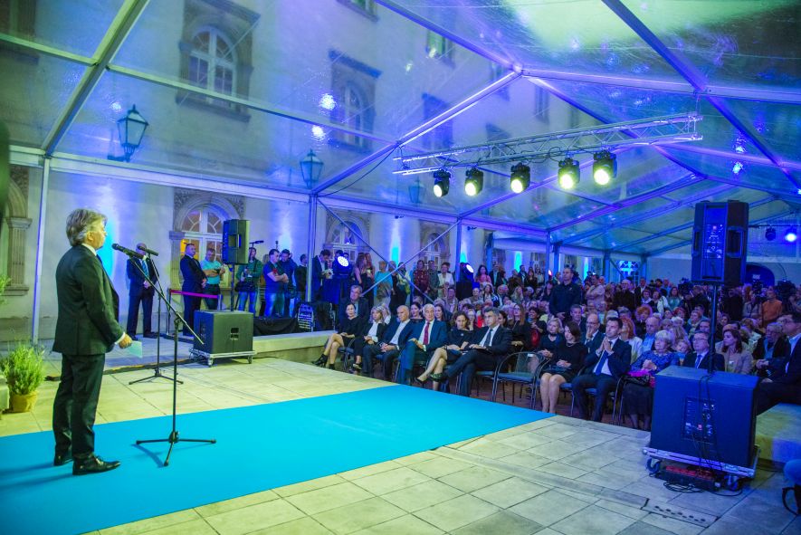 Najam šatora za poslovne evente- Ulazak Hrvatske u EU